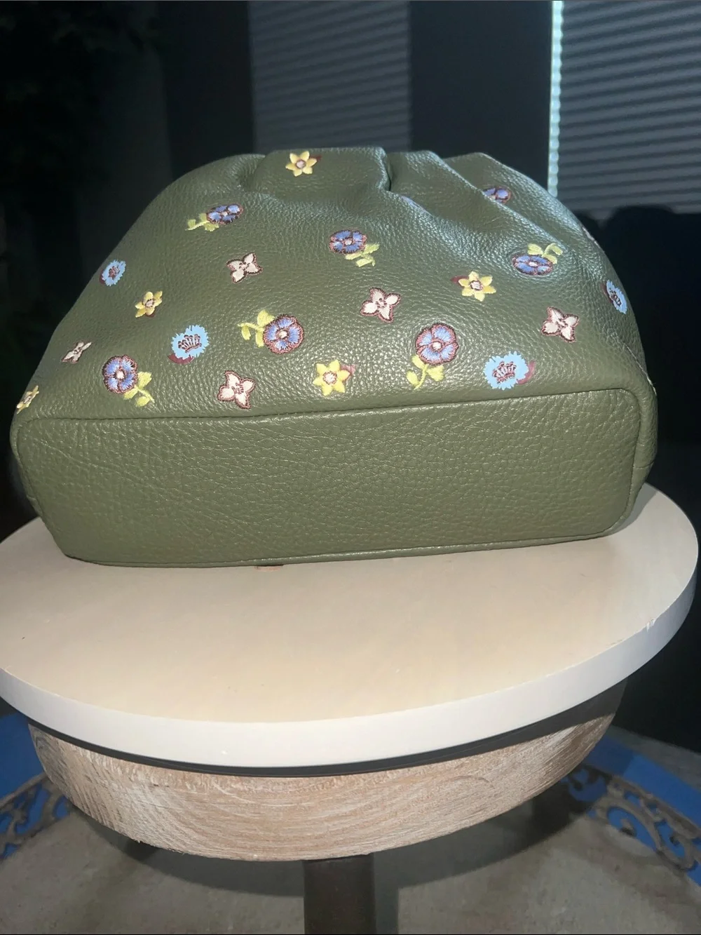 💚Vera Bradley Small Taber Crossbody Bag Meadow Bouquet Bronze Green in Leather💚